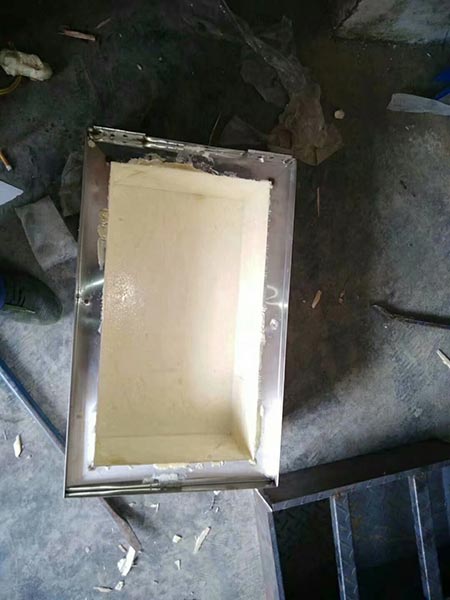 實(shí)驗室專用保溫箱 轉(zhuǎn)運(yùn)箱保溫材料(圖3) 實(shí)驗室專用保溫箱 轉(zhuǎn)運(yùn)箱保溫材料